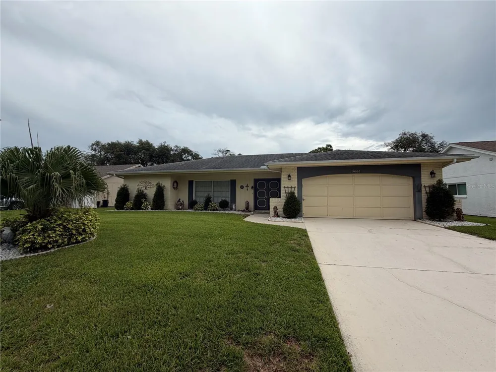 13000 PEBBLE BEACH CIRCLE Hudson, FL 34667