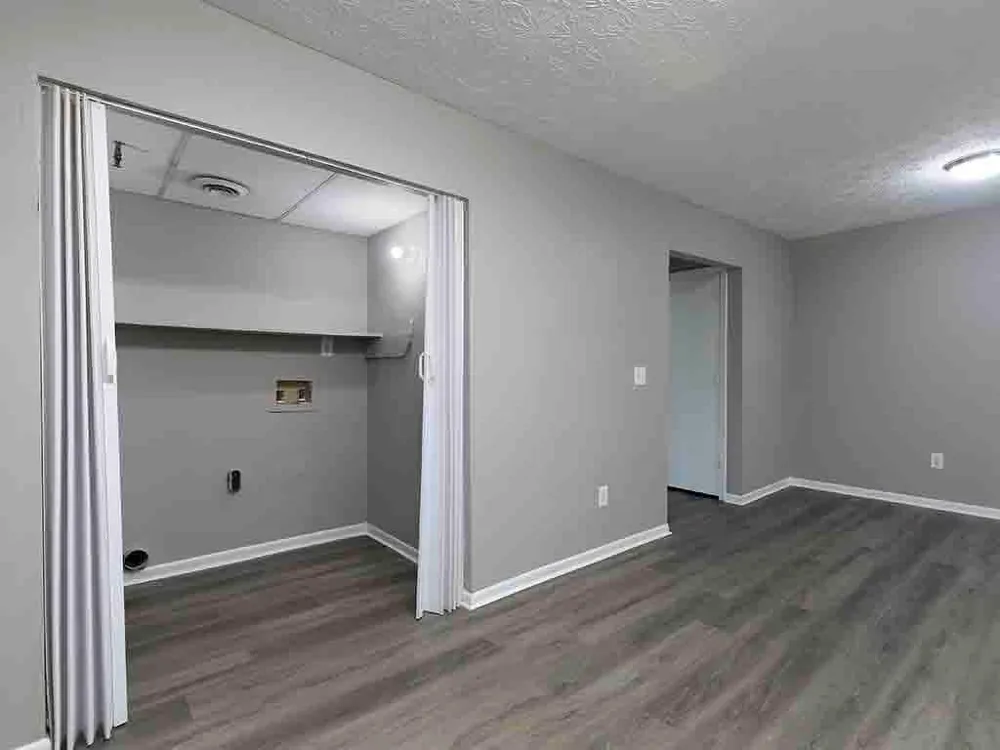 4040 Laurie Jo Drive Marietta, GA 30008