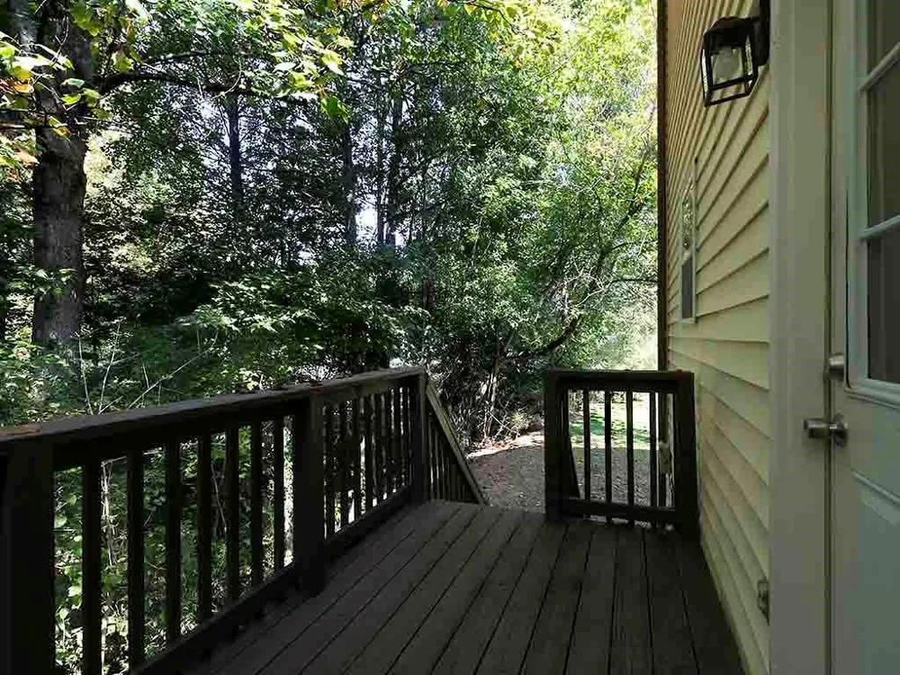 4040 Laurie Jo Drive Marietta, GA 30008