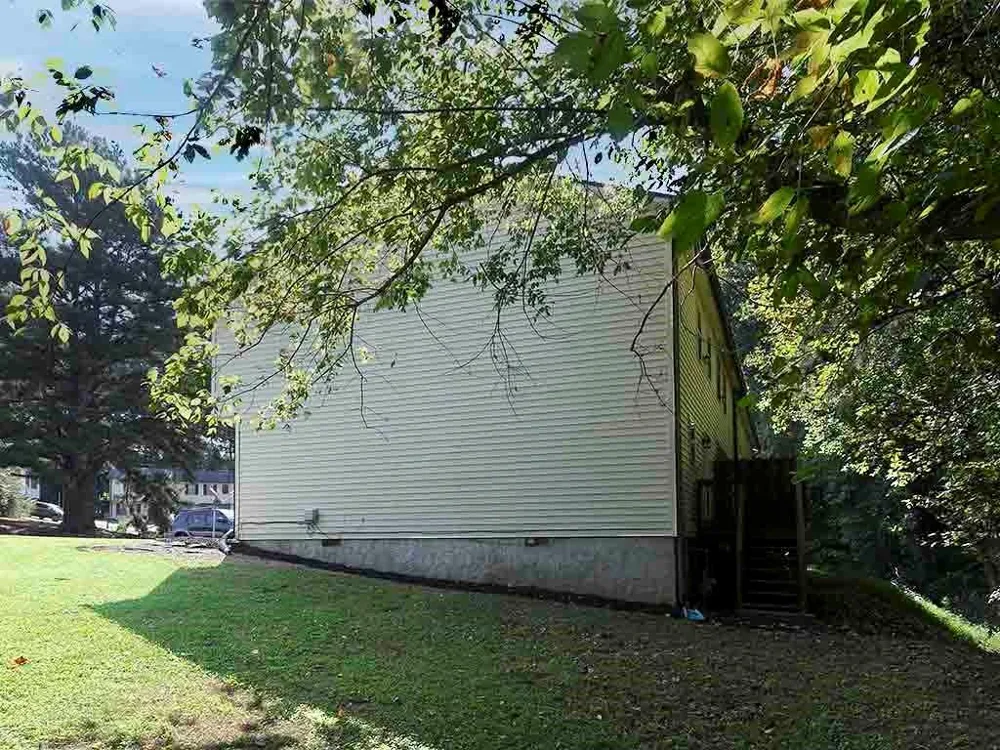 4040 Laurie Jo Drive Marietta, GA 30008