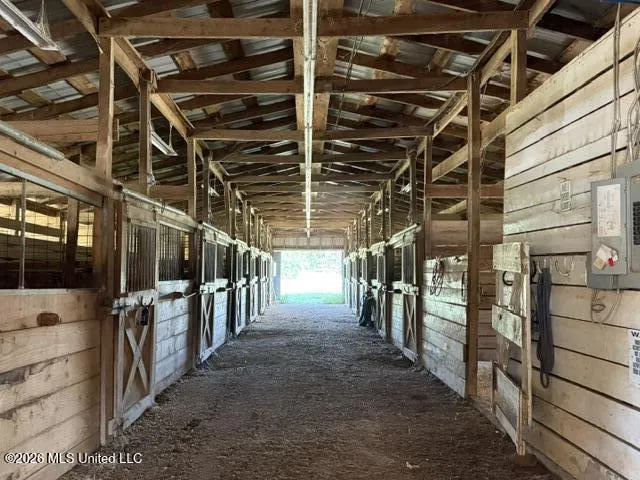 1680 Union Ridge Road Noxapater, MS 39346