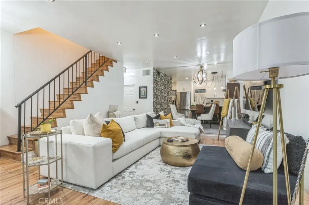 4260 Cedros #D Los Angeles, CA 91403