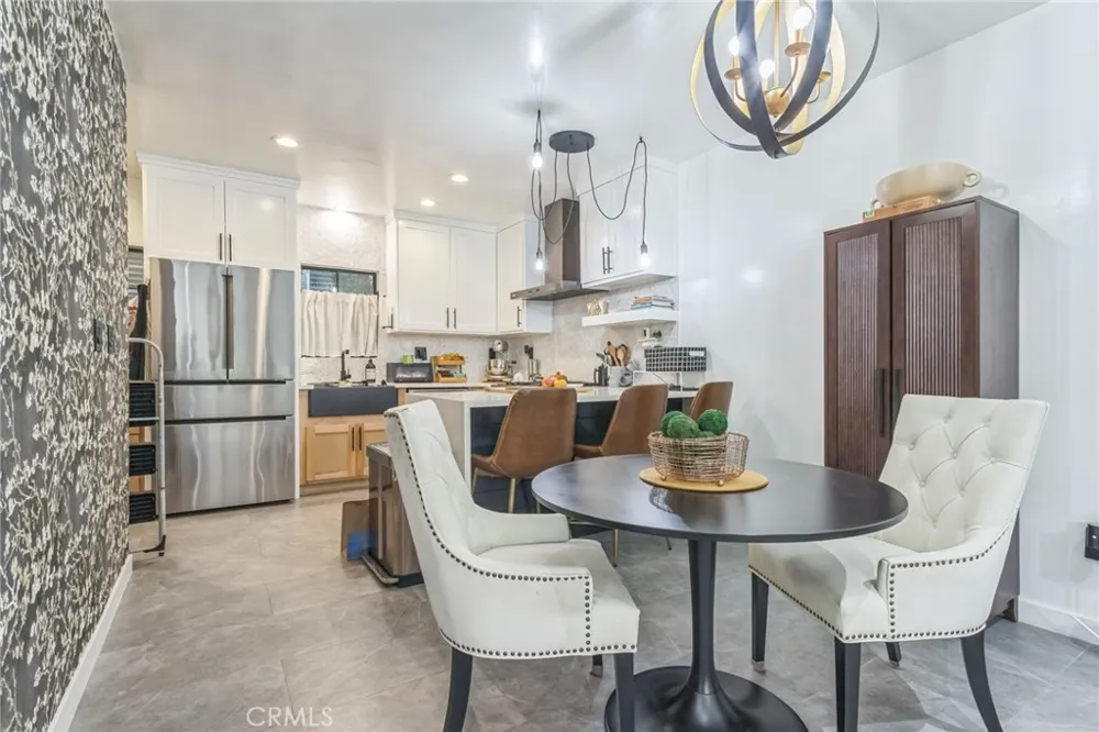 4260 Cedros #D Los Angeles, CA 91403