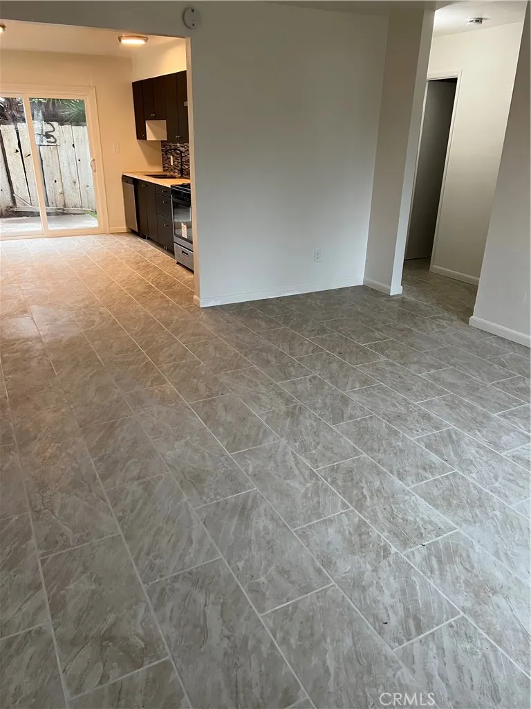 136 W Saginaw Way #103 Fresno, CA 93705