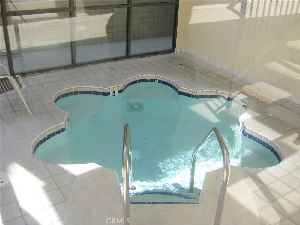 1300 Midvale Avenue #211 Los Angeles, CA 90024