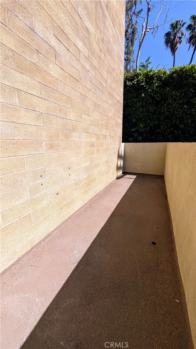 1300 Midvale Avenue #211 Los Angeles, CA 90024