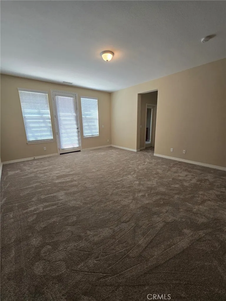 8227 Lost River Road Eastvale, CA 92880