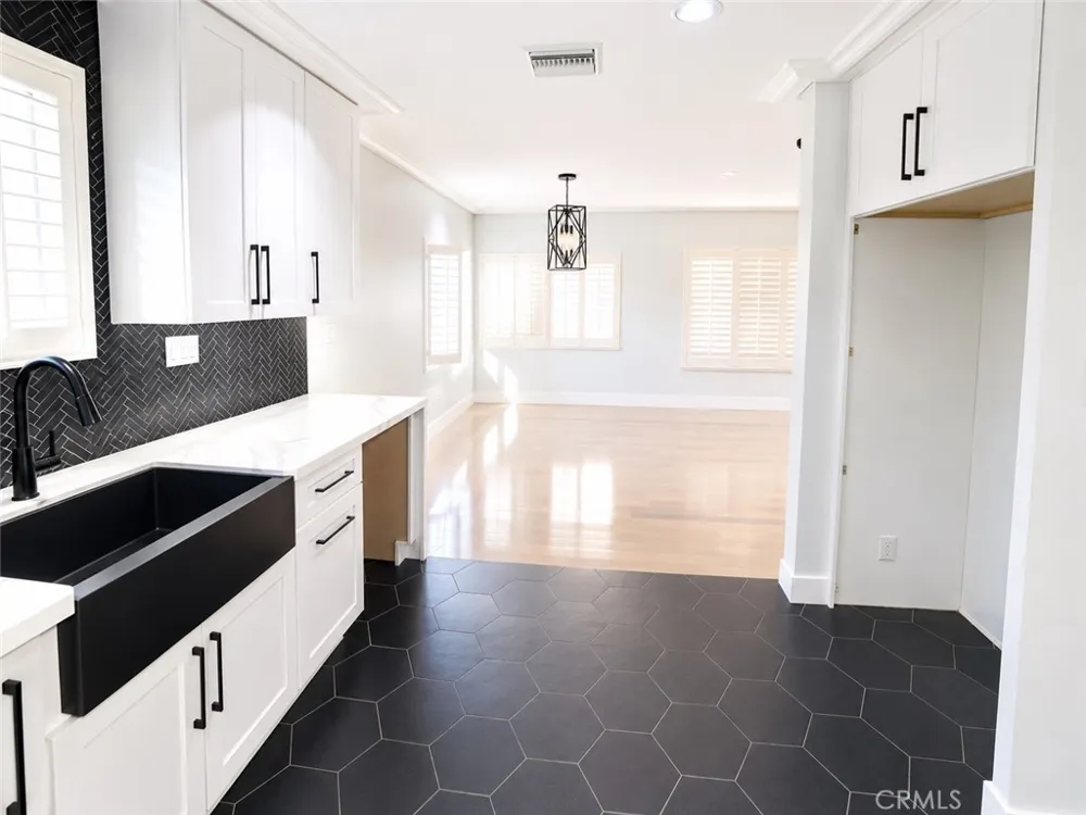 3602 Chapelle Pico Rivera, CA 90660