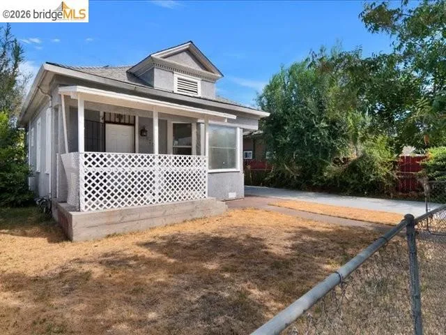 2487 E Sonora St Stockton, CA 95205