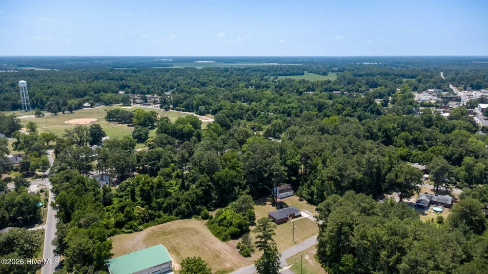 108 Mcnatt Street Maxton, NC 28364