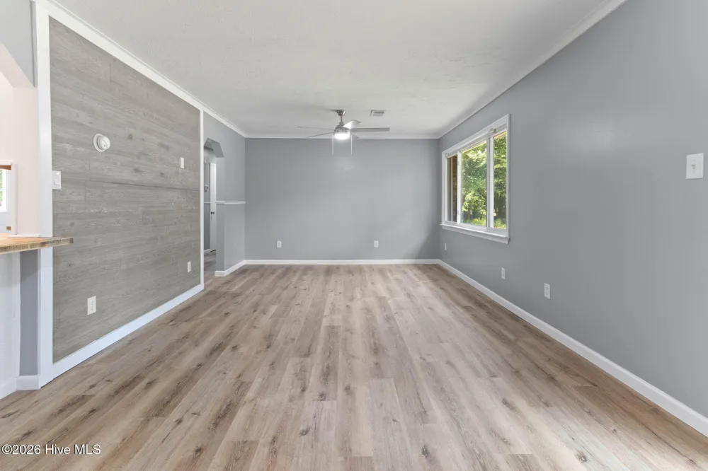 108 Mcnatt Street Maxton, NC 28364