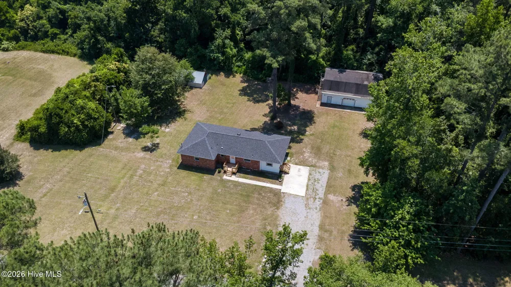 108 Mcnatt Street Maxton, NC 28364