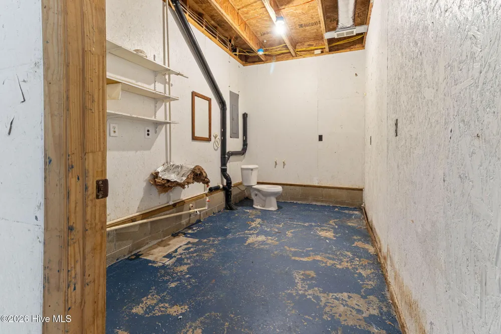 108 Mcnatt Street Maxton, NC 28364