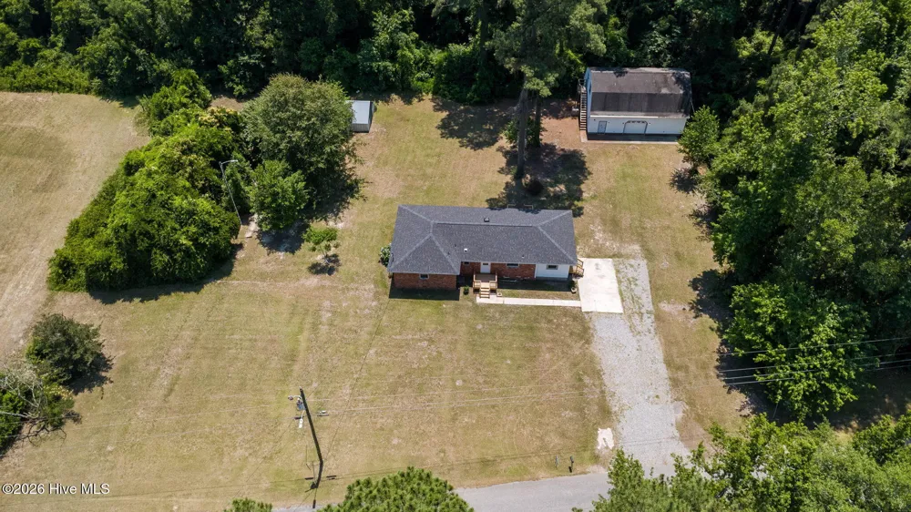 108 Mcnatt Street Maxton, NC 28364