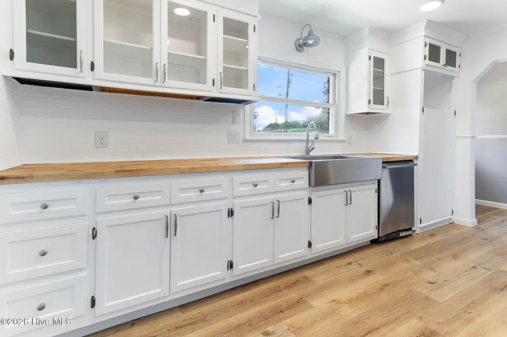 108 Mcnatt Street Maxton, NC 28364