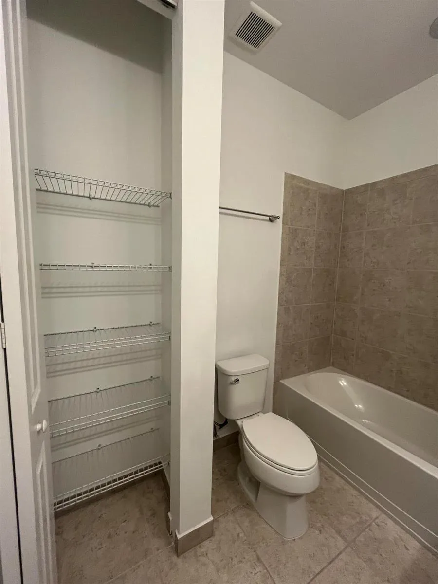 1393 SW 115th Avenue Pembroke Pines, FL 33025