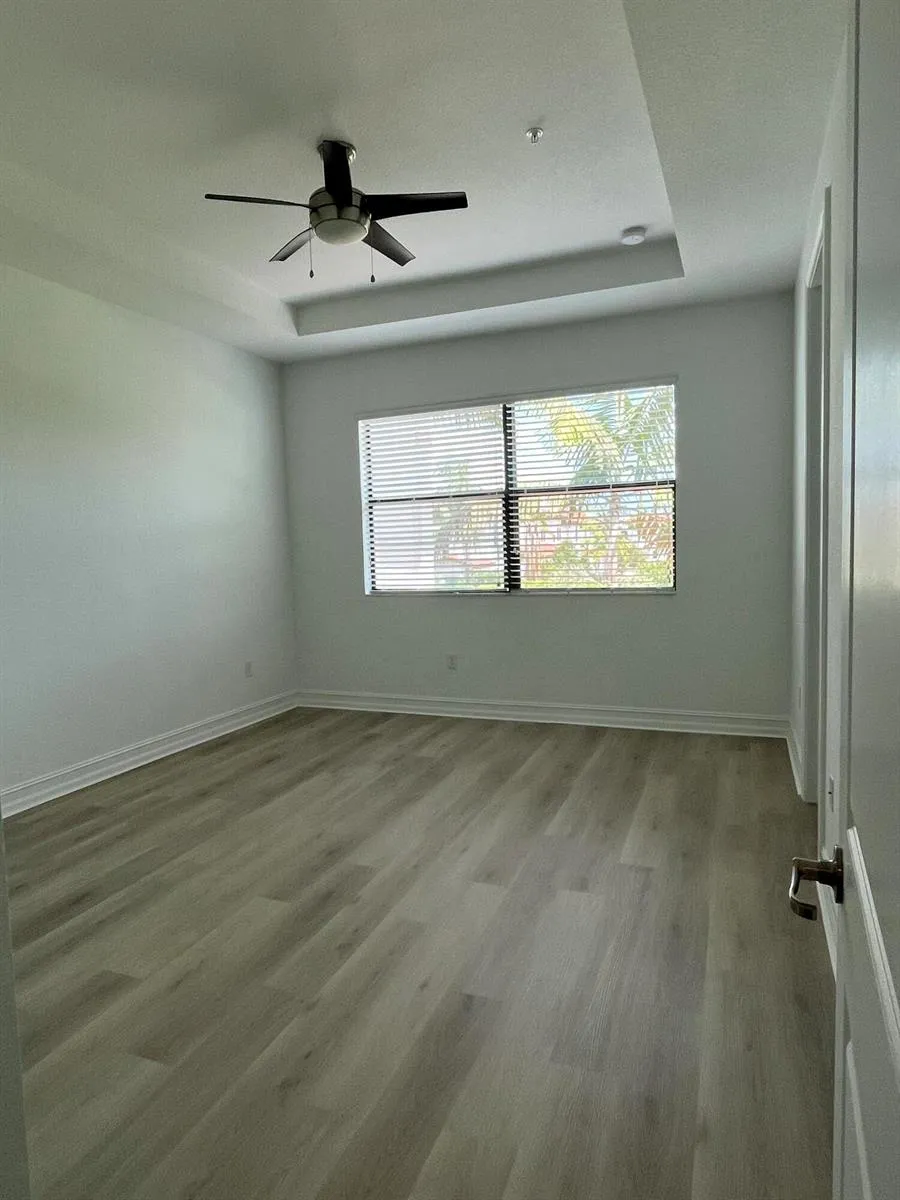 1393 SW 115th Avenue Pembroke Pines, FL 33025