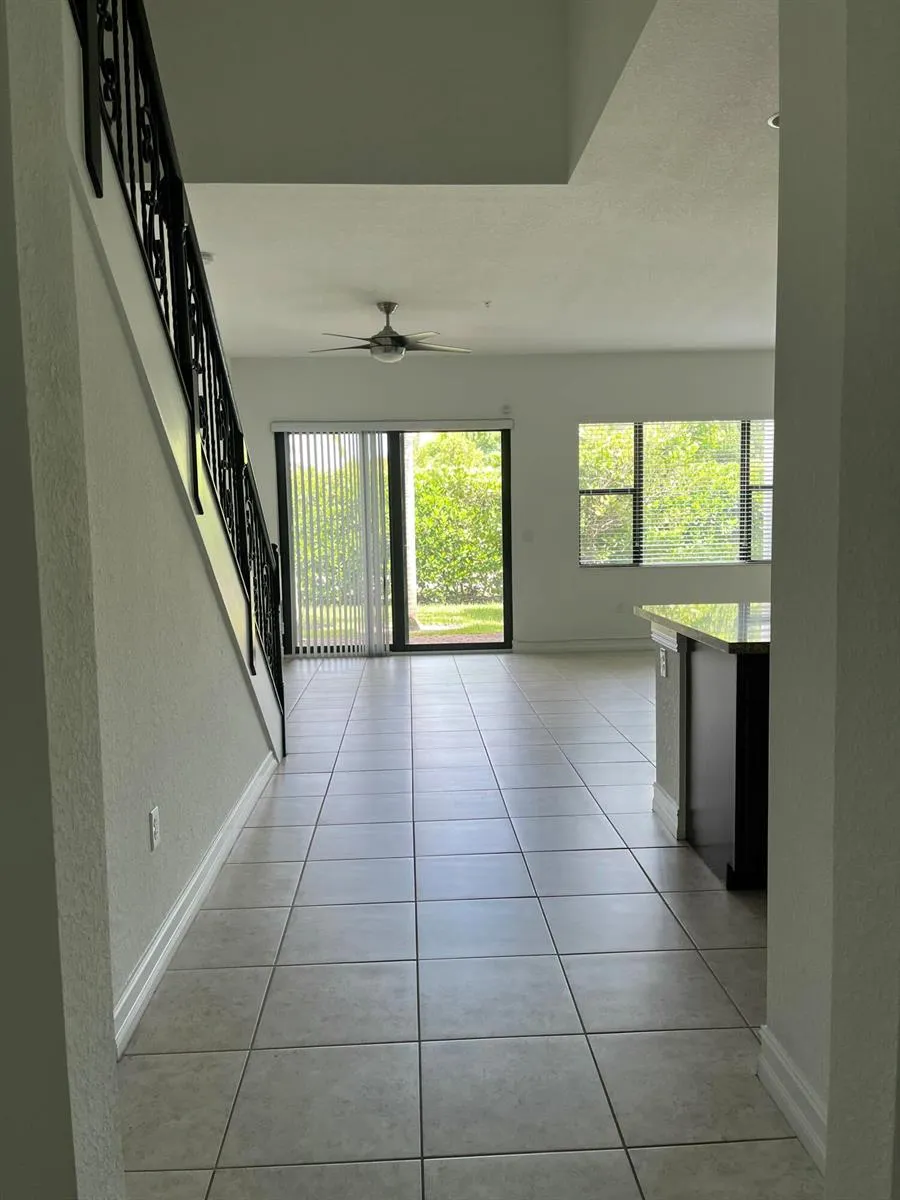 1393 SW 115th Avenue Pembroke Pines, FL 33025