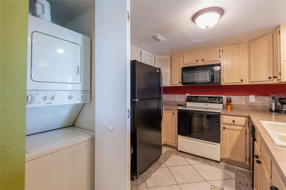 5020 BAYSHORE #403 Tampa, FL 33611