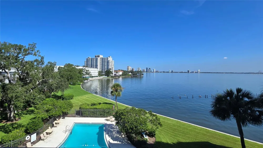 5020 BAYSHORE BOULEVARD #403 Tampa, FL 33611