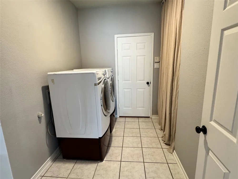 8312 Riverwalk Trail McKinney, TX 75070