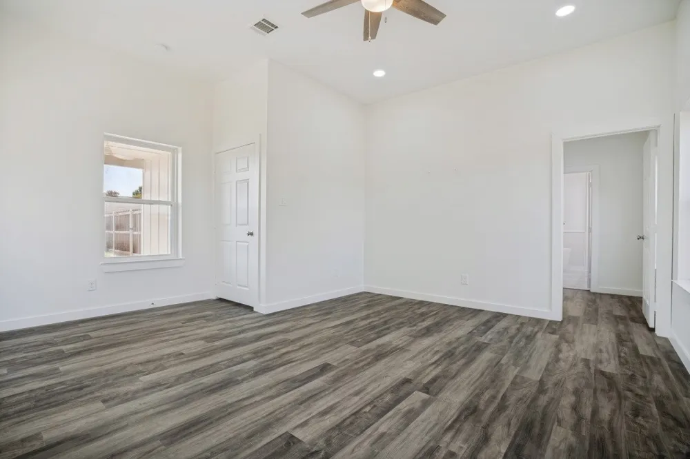 315 Lois Street Roanoke, TX 76262