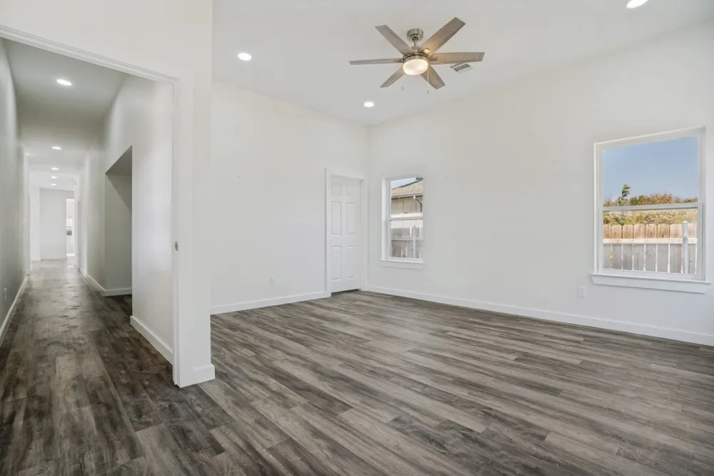 315 Lois Street Roanoke, TX 76262