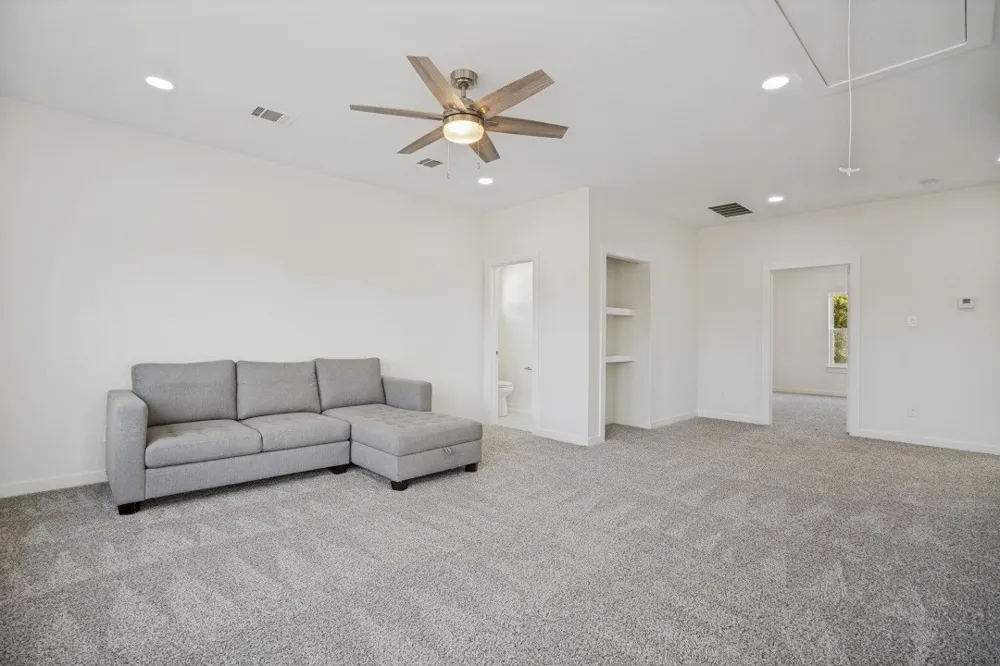 315 Lois Street Roanoke, TX 76262