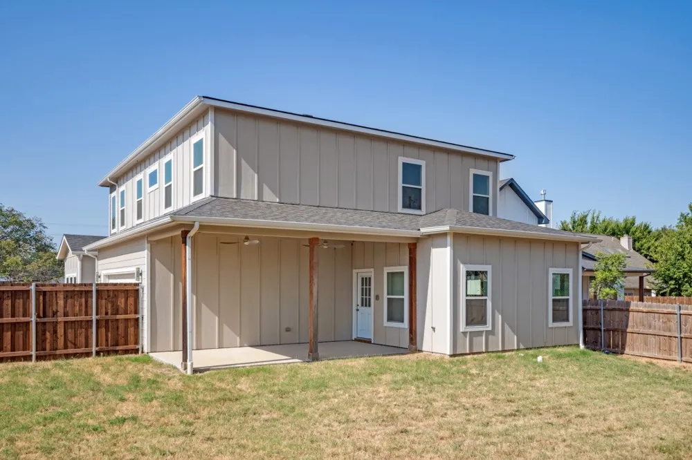 315 Lois Street Roanoke, TX 76262