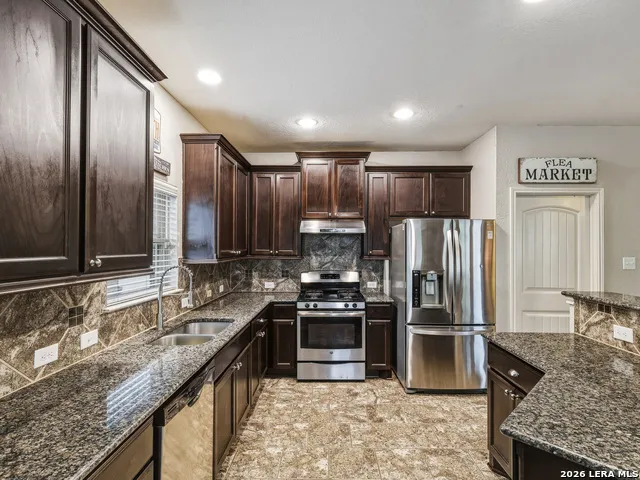 27015 Oleander Chase Boerne, TX 78015