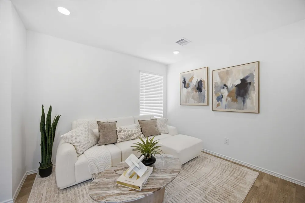 6021 Pineapple Street Houston, TX 77048