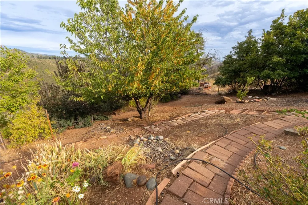 1920 Lowry Paradise, CA 95969