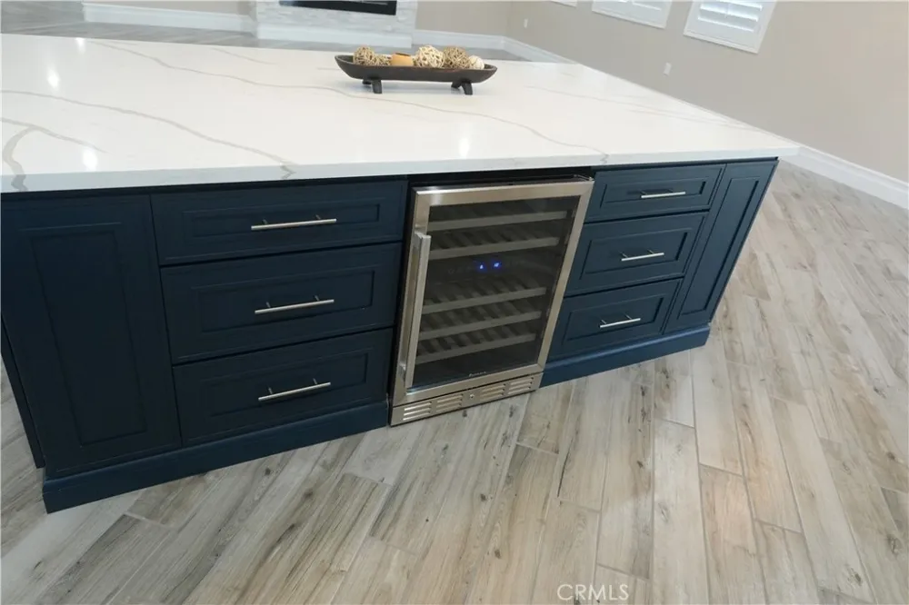 5954 Clifton Riverside, CA 92504
