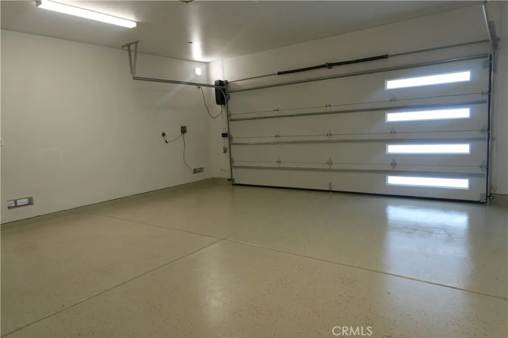 5954 Clifton Riverside, CA 92504
