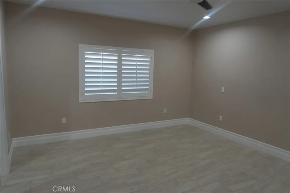 5954 Clifton Riverside, CA 92504