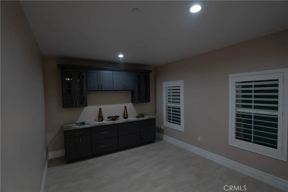 5954 Clifton Riverside, CA 92504