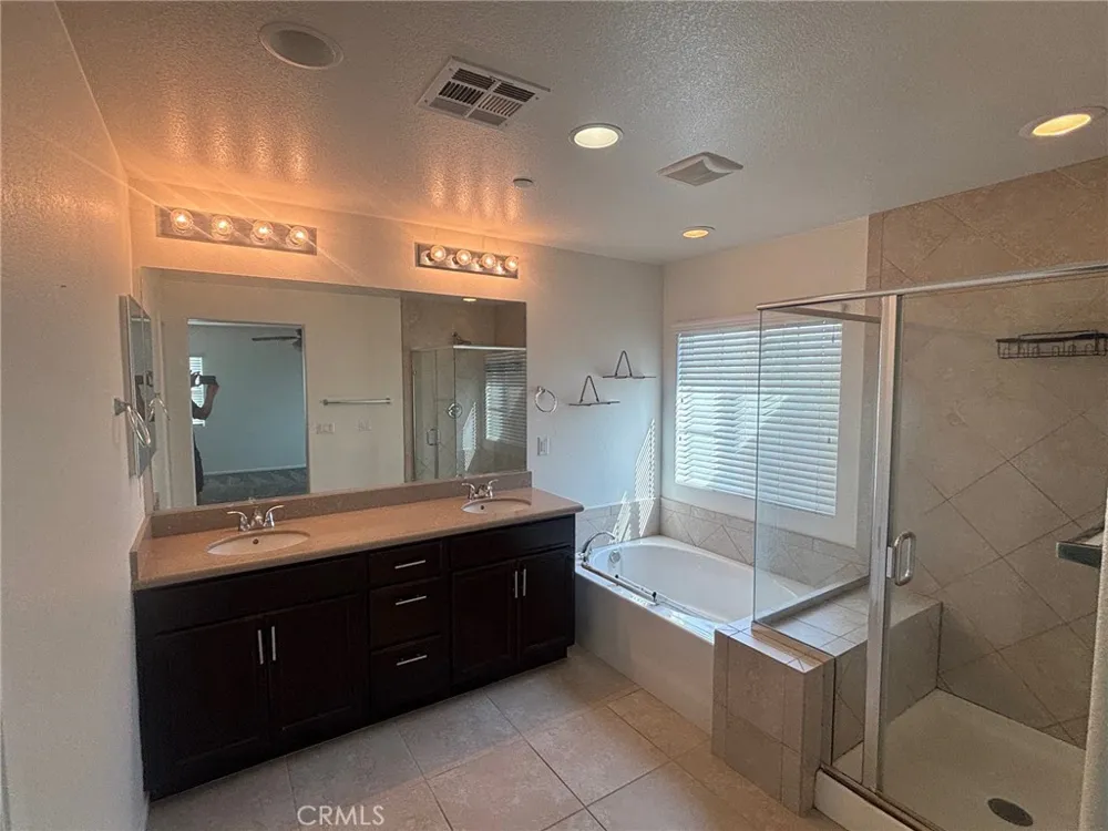 3288 Ledgewood Riverside, CA 92503