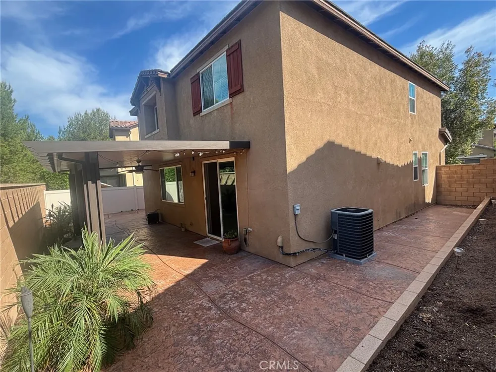 3288 Ledgewood Riverside, CA 92503