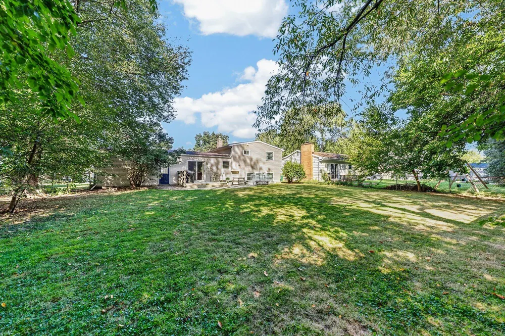 6331 Avon Street Portage, MI 49024