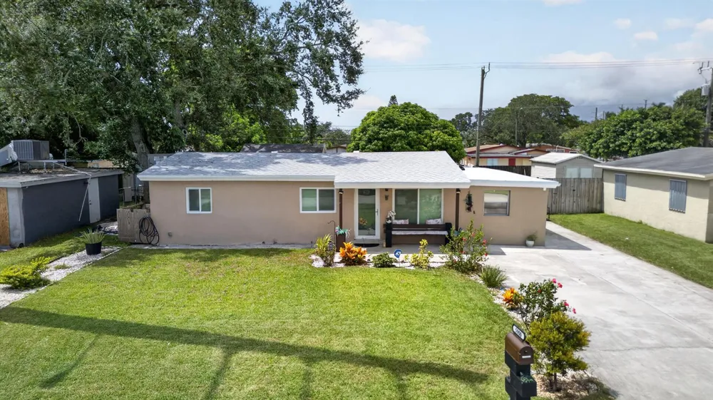 5900 Atlanta Street Hollywood, FL 33021