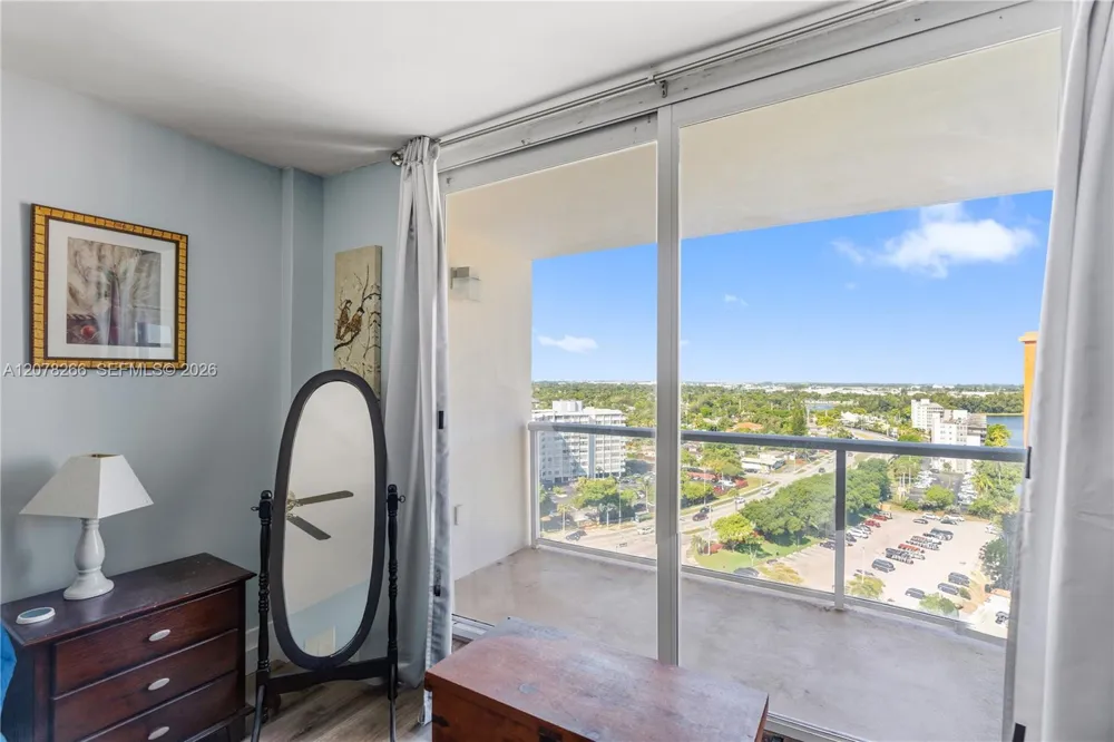 1351 NE Miami Gardens Dr #1603E Miami, FL 33179