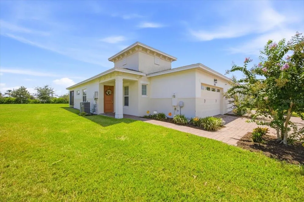 2541 YELLOW BRICK ROAD St Cloud, FL 34771