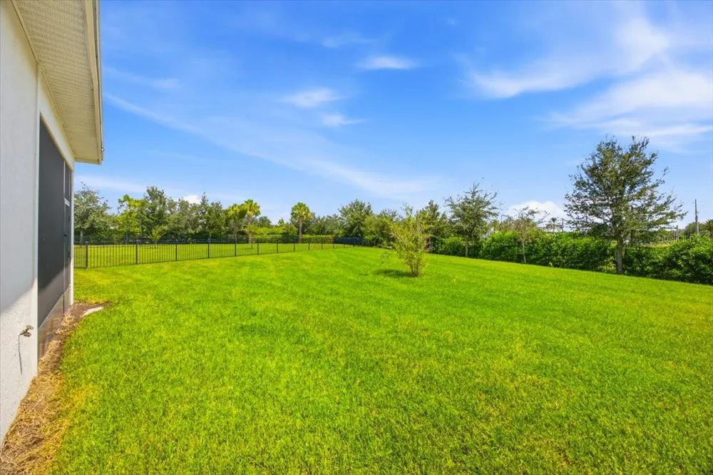 2541 YELLOW BRICK ROAD St Cloud, FL 34771