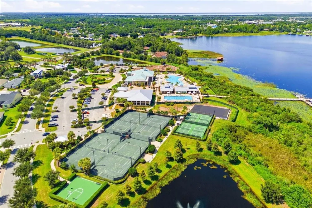 2541 YELLOW BRICK ROAD St Cloud, FL 34771
