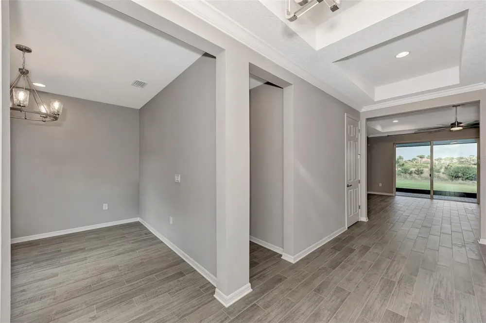 5825 MILLENNIUM SILVER COURT Sarasota, FL 34238
