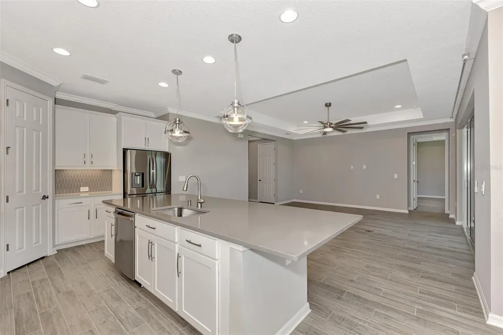 5825 MILLENNIUM SILVER COURT Sarasota, FL 34238