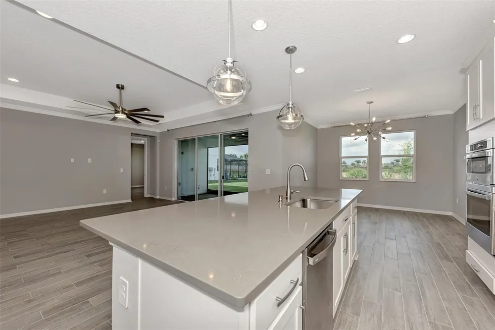 5825 MILLENNIUM SILVER COURT Sarasota, FL 34238