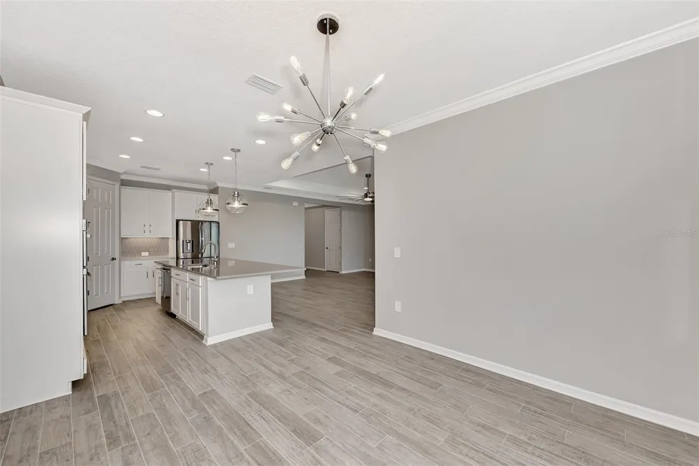 5825 MILLENNIUM SILVER COURT Sarasota, FL 34238