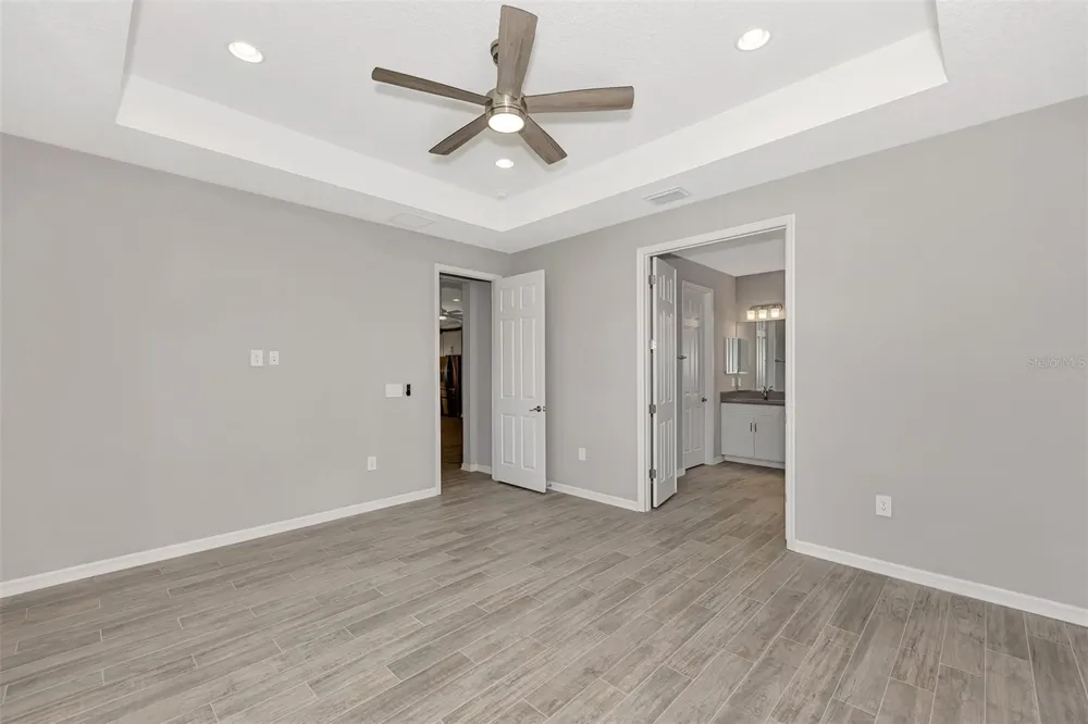 5825 MILLENNIUM SILVER COURT Sarasota, FL 34238