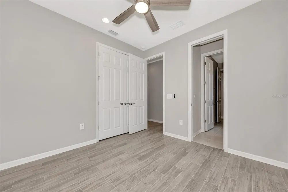 5825 MILLENNIUM SILVER COURT Sarasota, FL 34238